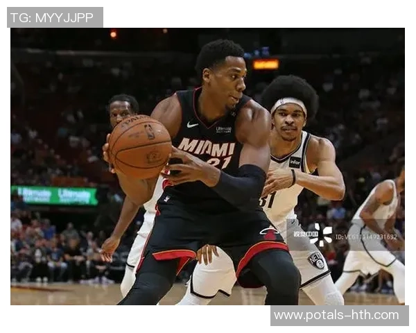 布鲁克林篮网与热火的激烈对决展现篮球魅力与团队精神