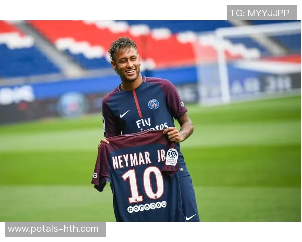 弗拉霍维奇的崛起与未来展望：从新星到足坛巨星的蜕变之路